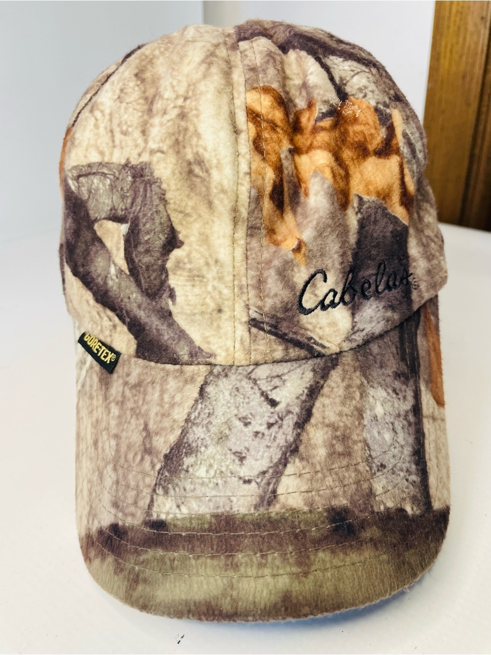 Cabela’s Gore Tex Camo Hunting Hat Lined For Warmth Embroidered